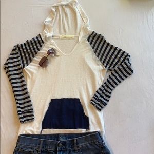 Light weight pull over